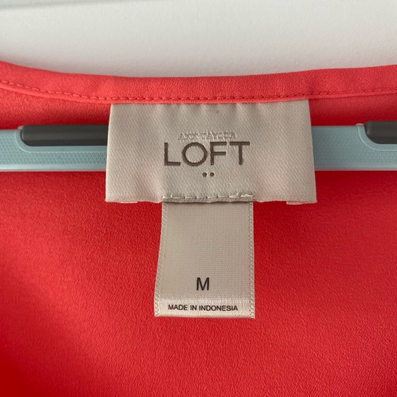 Ann Taylor LOFT Sleeveless top - Picture 3 of 6